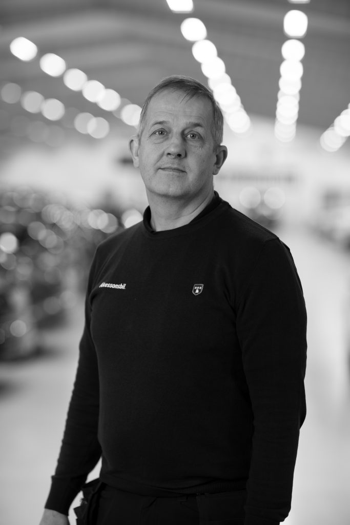 <br />
<b>Notice</b>: Undefined index: alt in <b>/home/akessons/public_html/wp-content/themes/blankslate/parts/personal.php</b> on line <b>68</b><br />