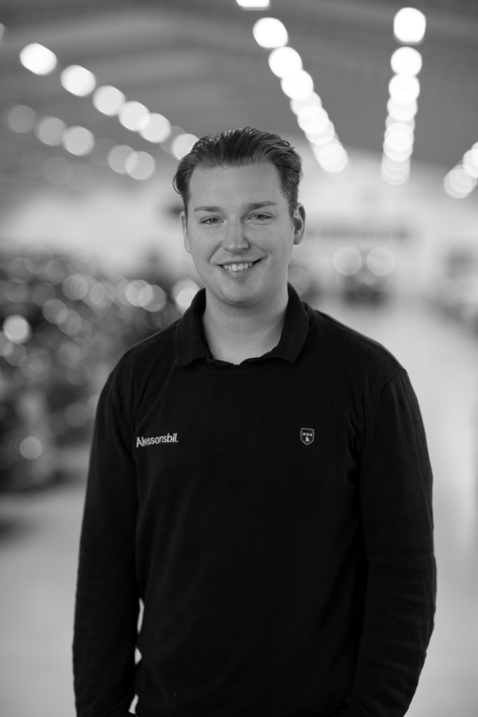 <br />
<b>Notice</b>: Undefined index: alt in <b>/home/akessons/public_html/wp-content/themes/blankslate/parts/personal.php</b> on line <b>68</b><br />